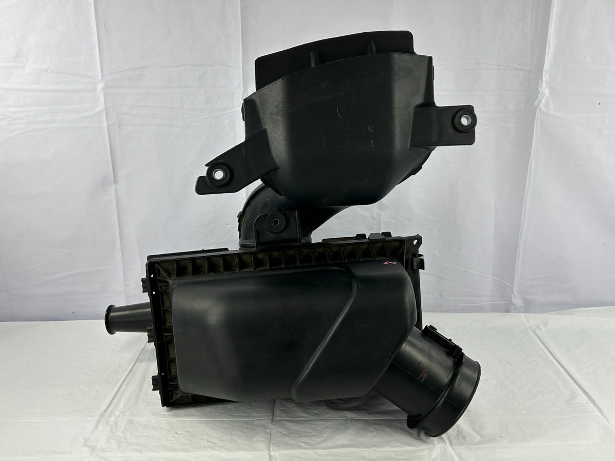 2007-2015 Mazda CX-9 Engine Air Cleaner Filter Housing Box Assy OEM CY01-13-300G