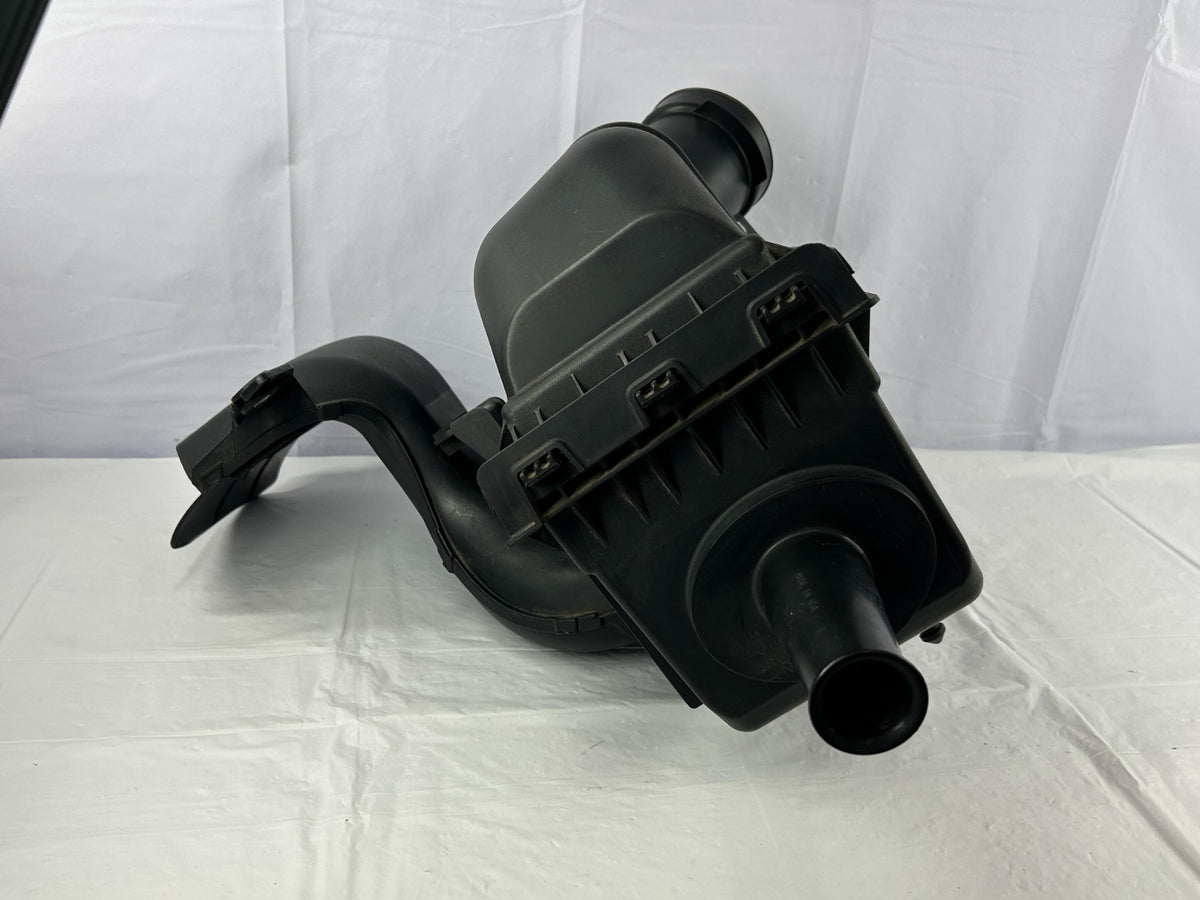 2007-2015 Mazda CX-9 Engine Air Cleaner Filter Housing Box Assy OEM CY01-13-300G