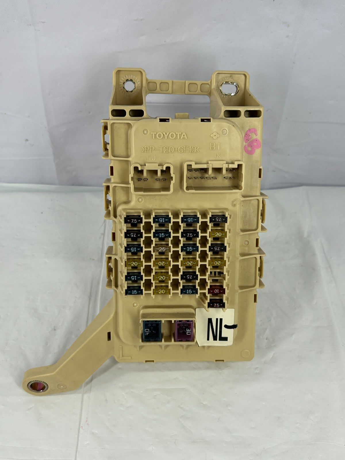 2000-2003 Lexus RX300 Interior Cabin Fuse Box Junction Module OEM 82730-48022
