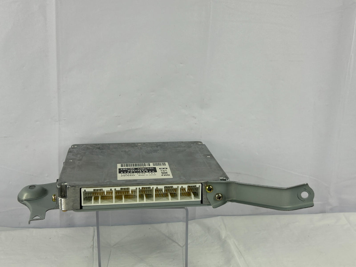 2002-2003 Lexus RX300 ECU ECM Engine Computer Control Module OEM 89661-48400