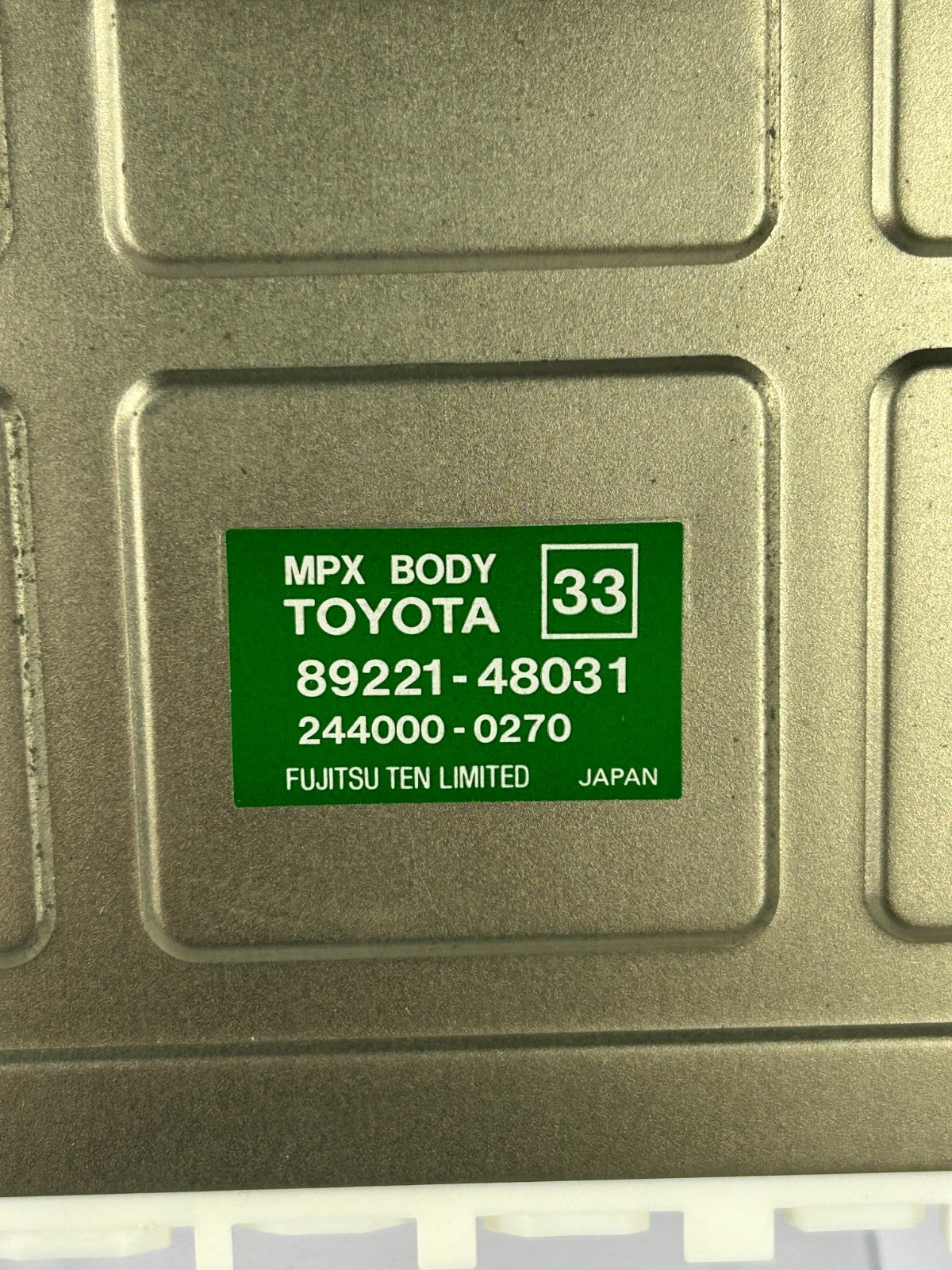 2002-2003 Lexus RX300 Multiplex Network Body Control Module Unit OEM 89221-48031