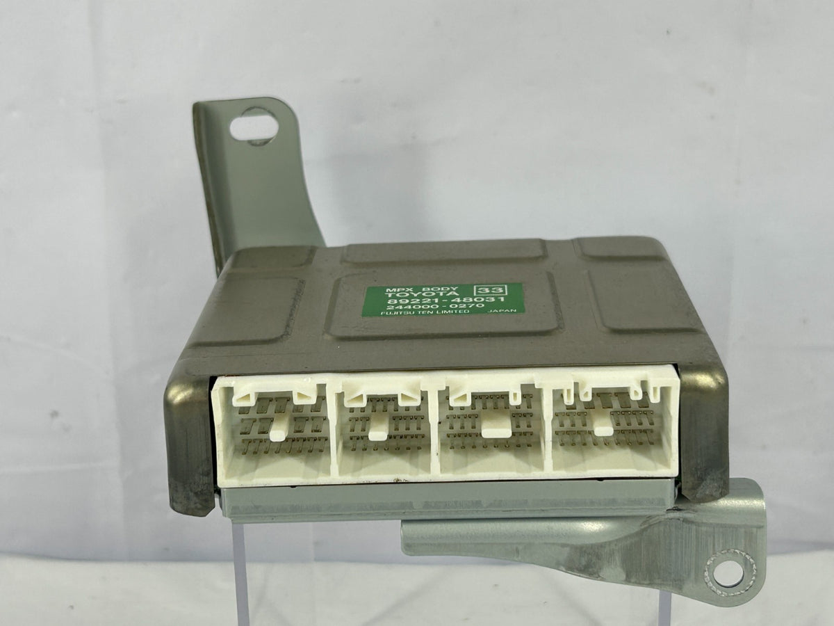 2002-2003 Lexus RX300 Multiplex Network Body Control Module Unit OEM 89221-48031