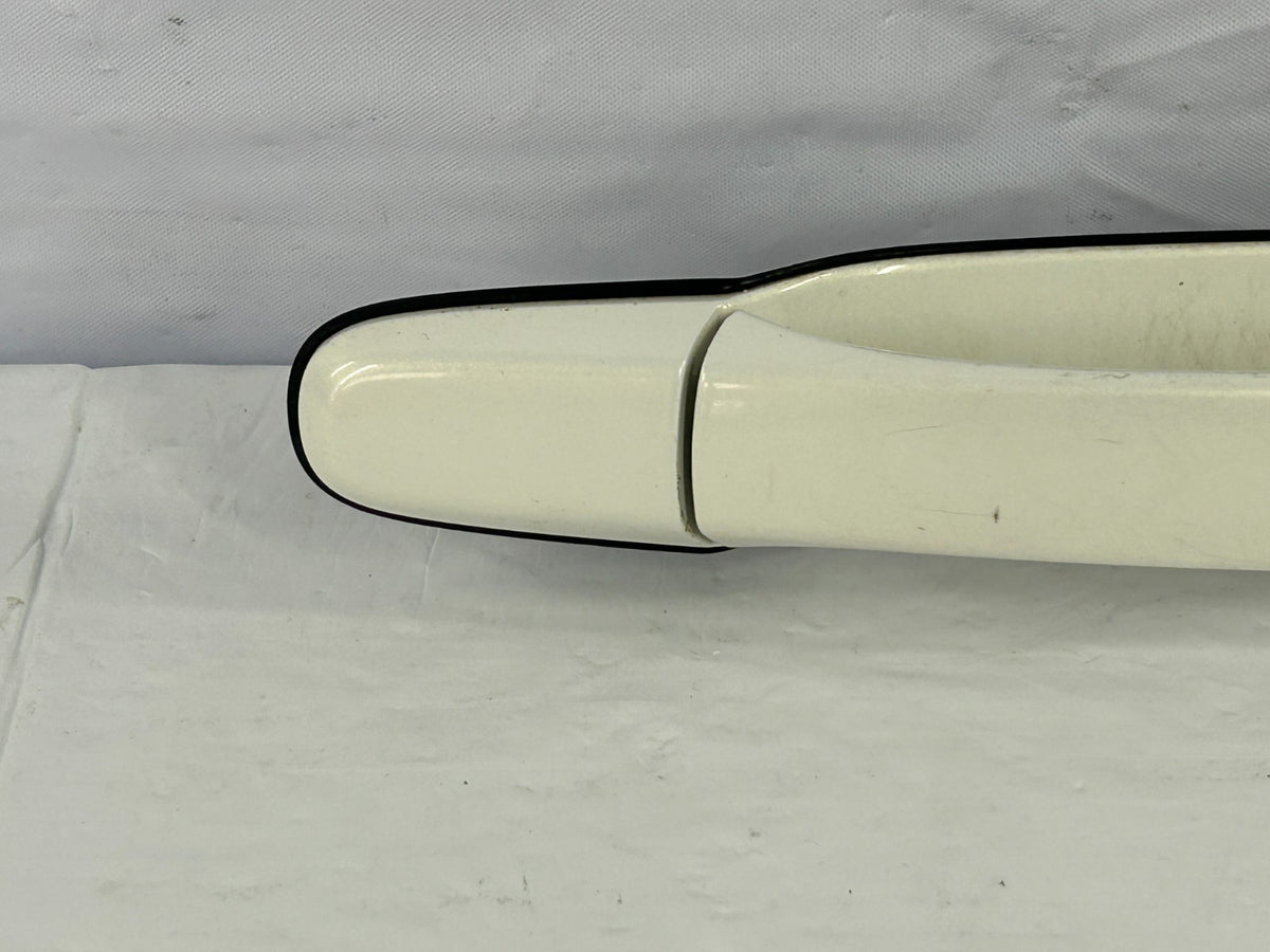 2000-2003 Lexus RX300 Front Left Driver Door Exterior Handle OEM 69220-48030-A0