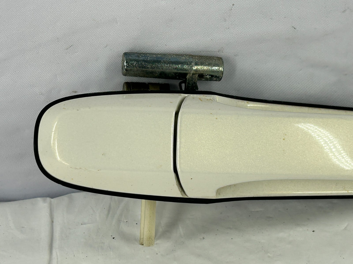 2000-2003 Lexus RX300 Rear Right Door Exterior Handle White OEM 69230-48020-A0
