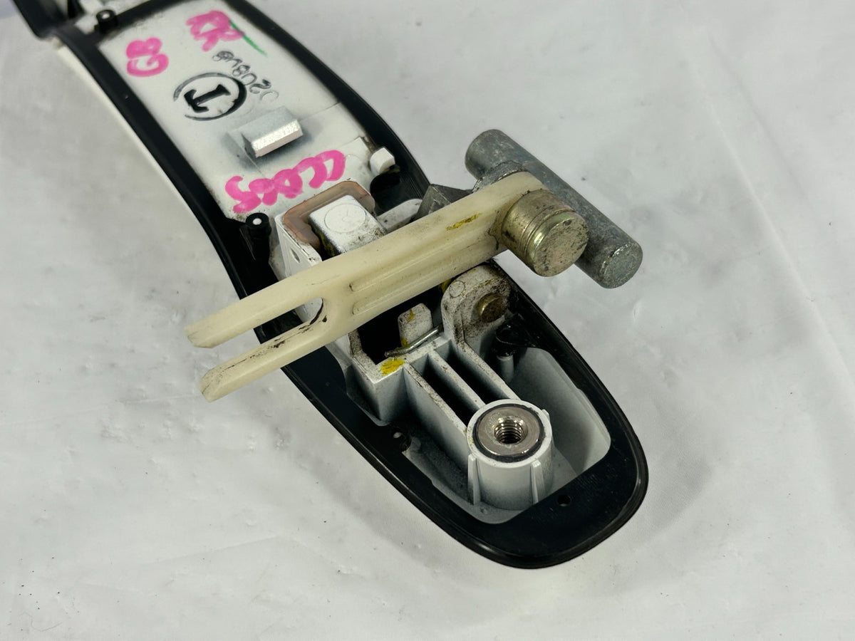 2000-2003 Lexus RX300 Rear Right Door Exterior Handle White OEM 69230-48020-A0