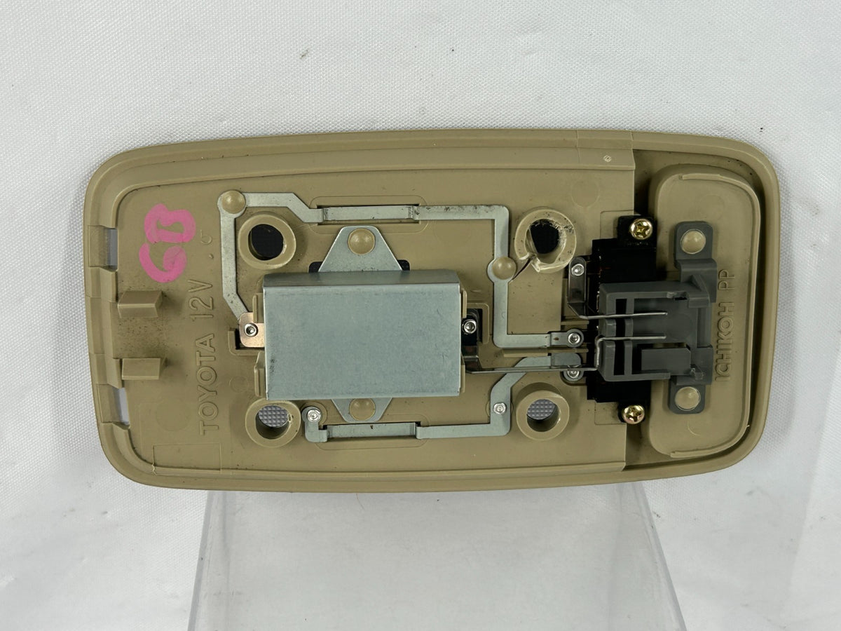 2002-2003 Lexus RX300 Rear Luggage Area Roof Dome Map Light Lamp OEM 81240-22120