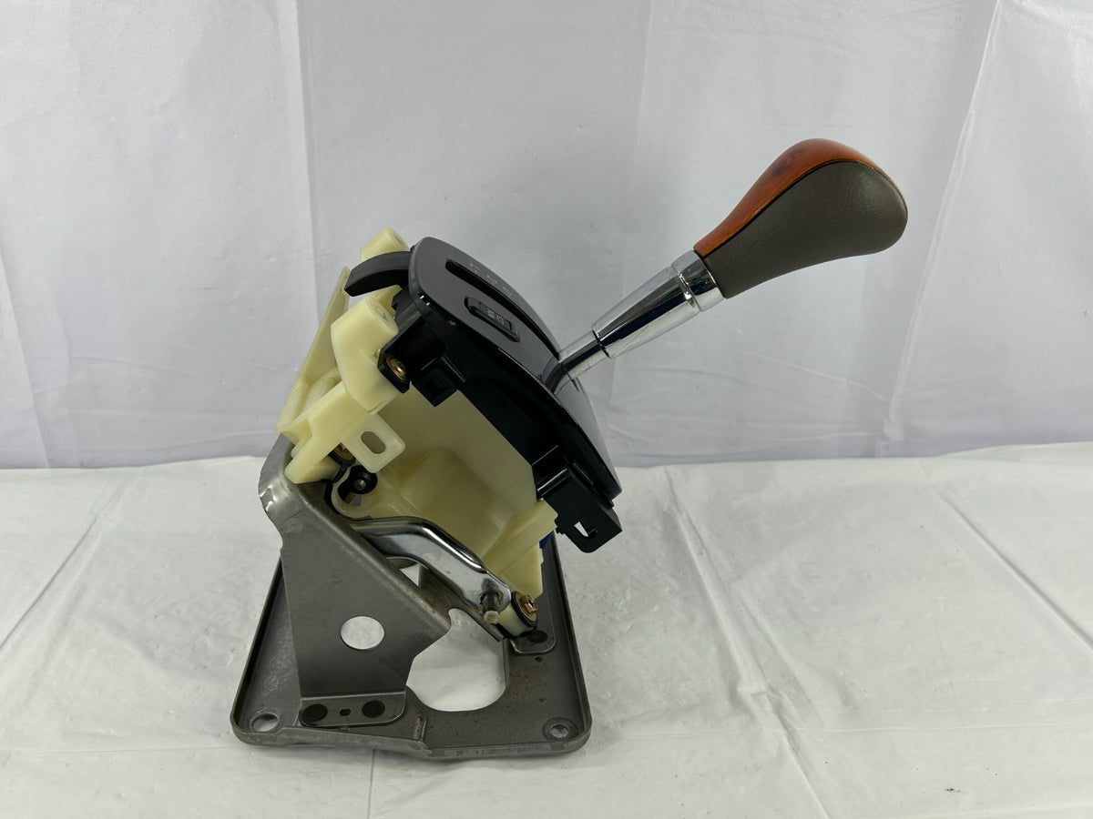 99-03 Lexus RX300 Automatic Gear Shifter Lever Console Wood Grain OEM 3356048020