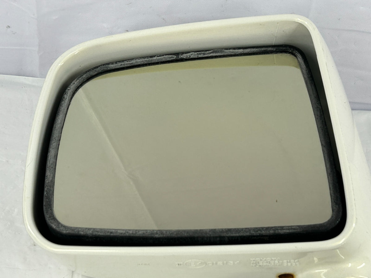 2000-2003 Lexus RX300 Left Driver Door Rear View Mirror White OEM 87940-48070