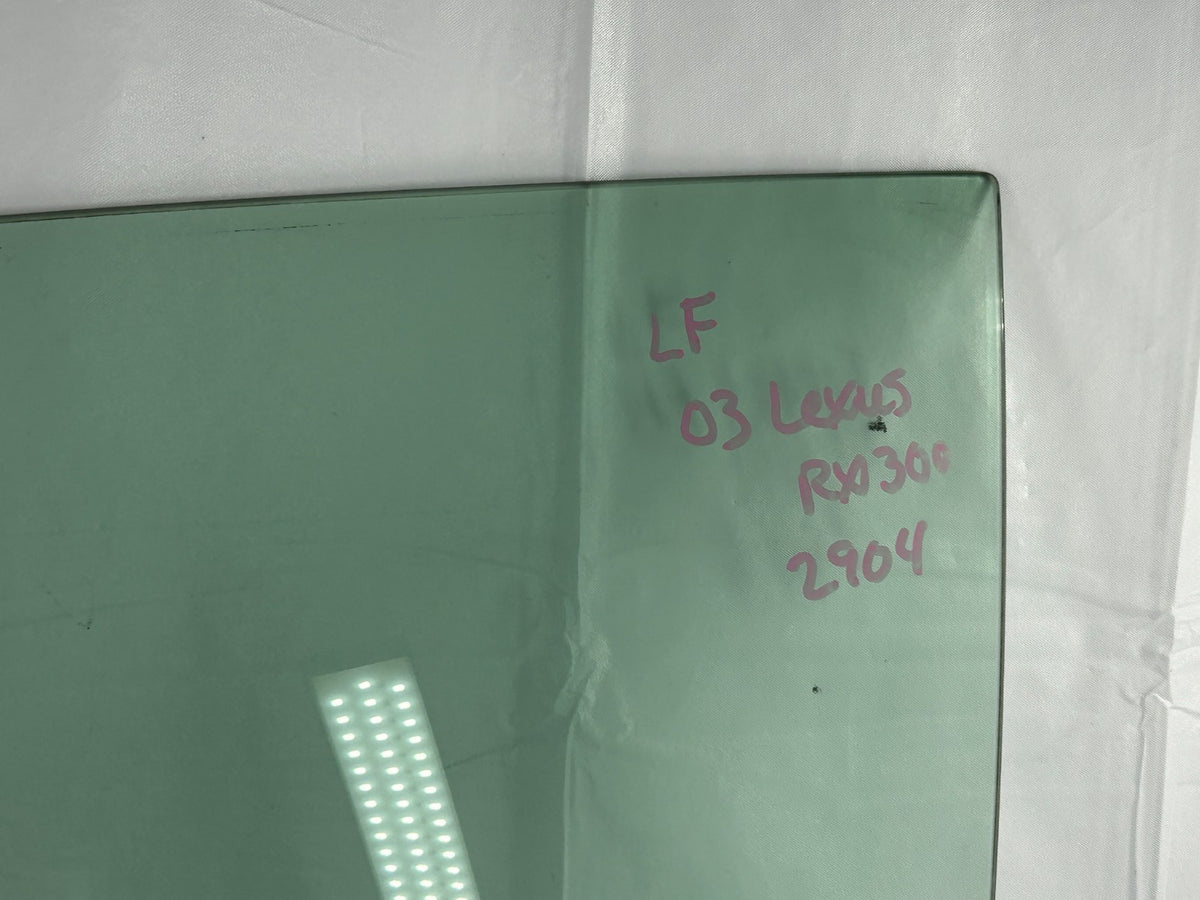 2000-2003 Lexus RX300 Front Left Driver Door Window Glass OEM 68102-48030