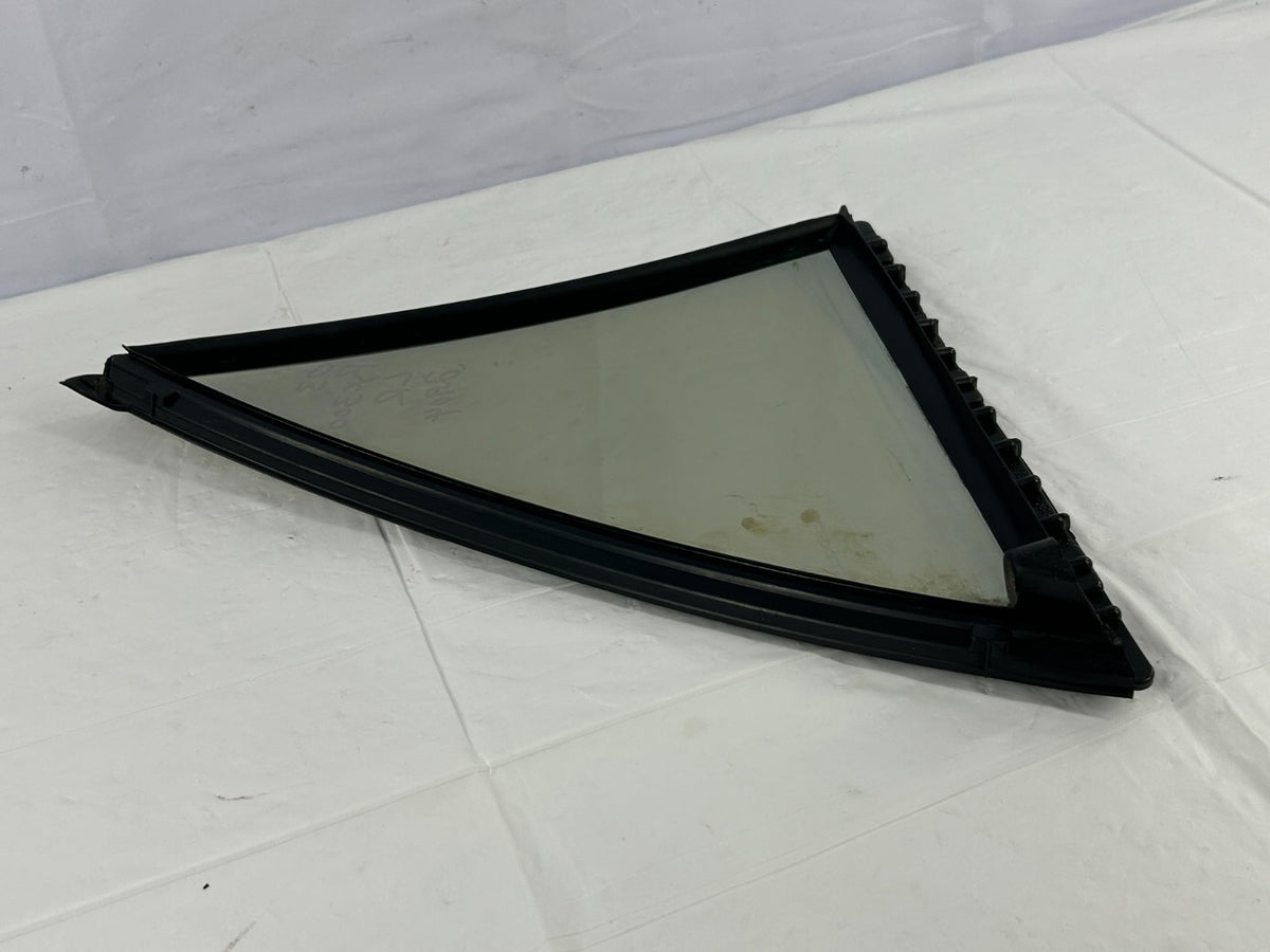 2000-2003 Lexus RX300 Rear Left Door Quarter Window Vent Glass OEM 68124-48040