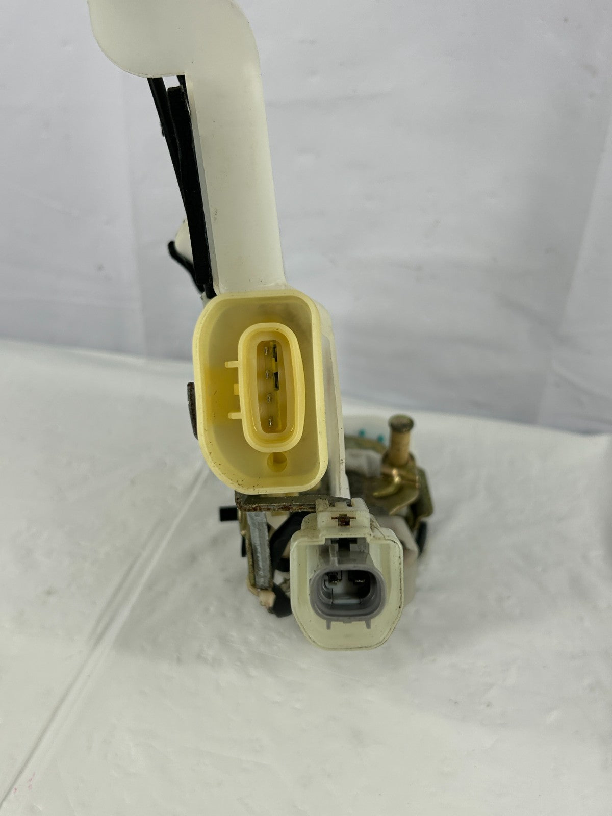1999-2003 Lexus RX300 Rear Left Side Door Lock Latch Actuator OEM 69060-48010