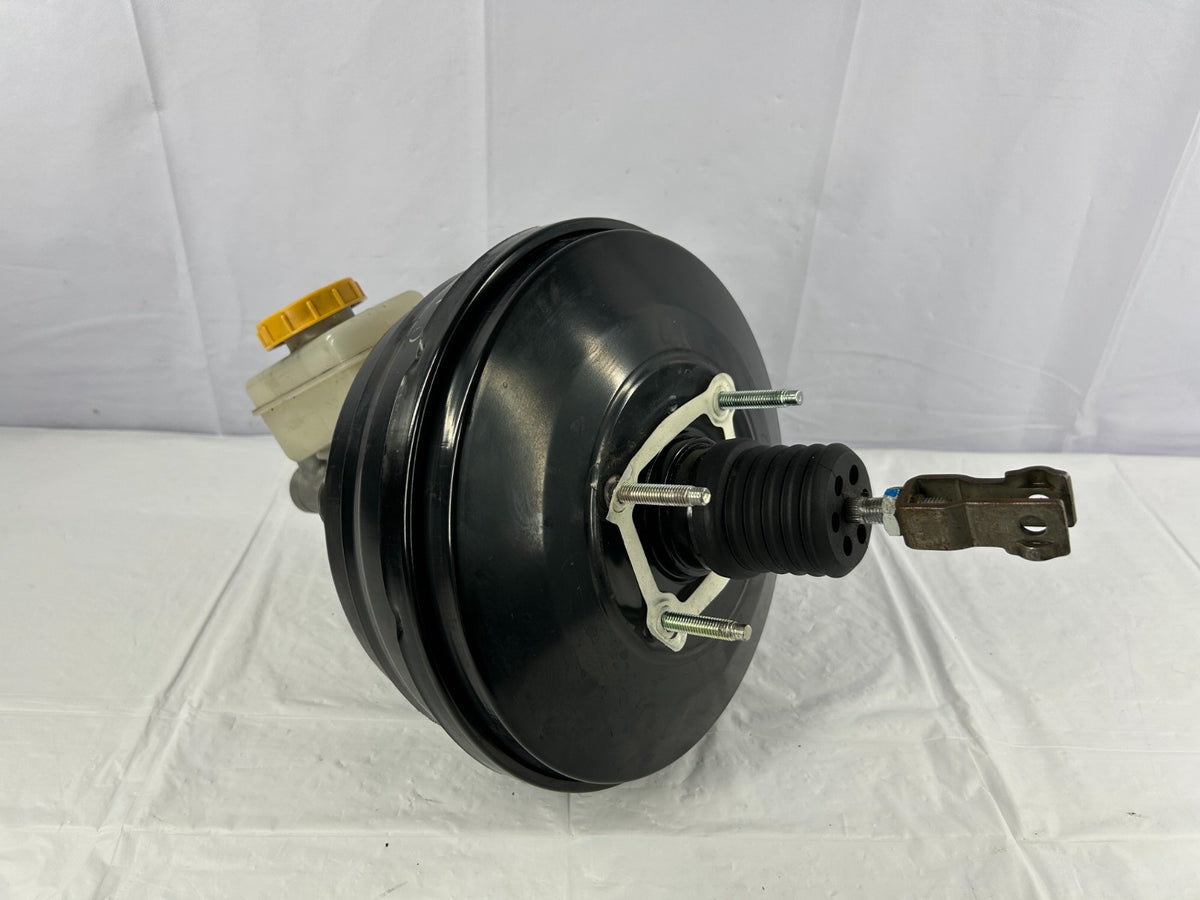 2008-2011 Subaru Impreza 2.5L Power Brake Booster Master Cylinder OEM 26402FG010