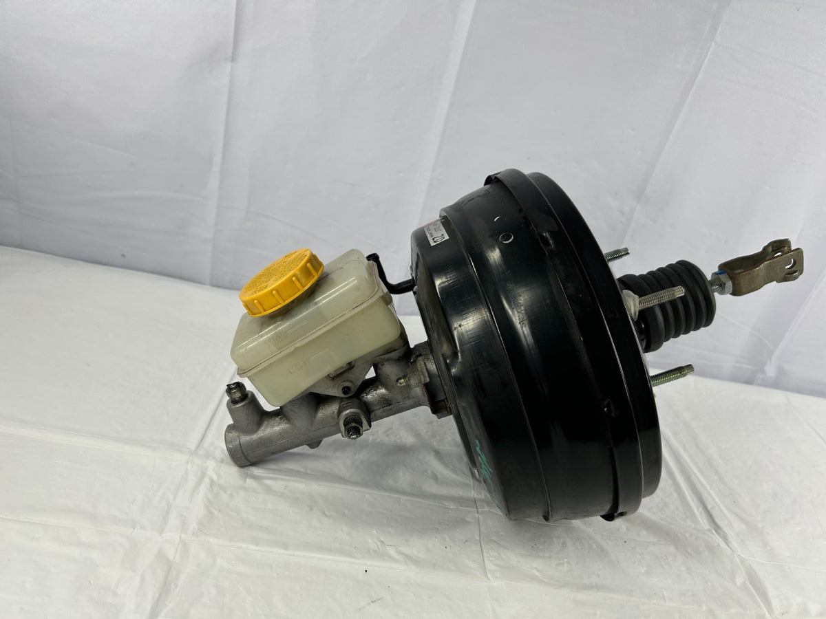 2008-2011 Subaru Impreza 2.5L Power Brake Booster Master Cylinder OEM 26402FG010