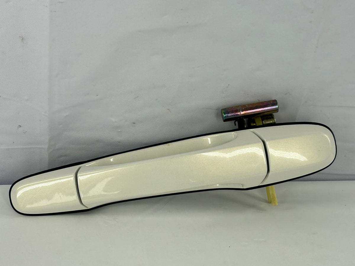 2000-2003 Lexus RX300 Rear Left Side Exterior Door Handle OEM 69240-48020-E0