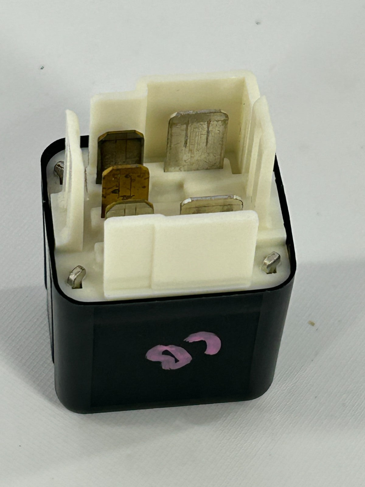 1999-2003 Lexus RX300 Multi-Purpose Fuse Box Relay 4Pin OEM 90987-04002