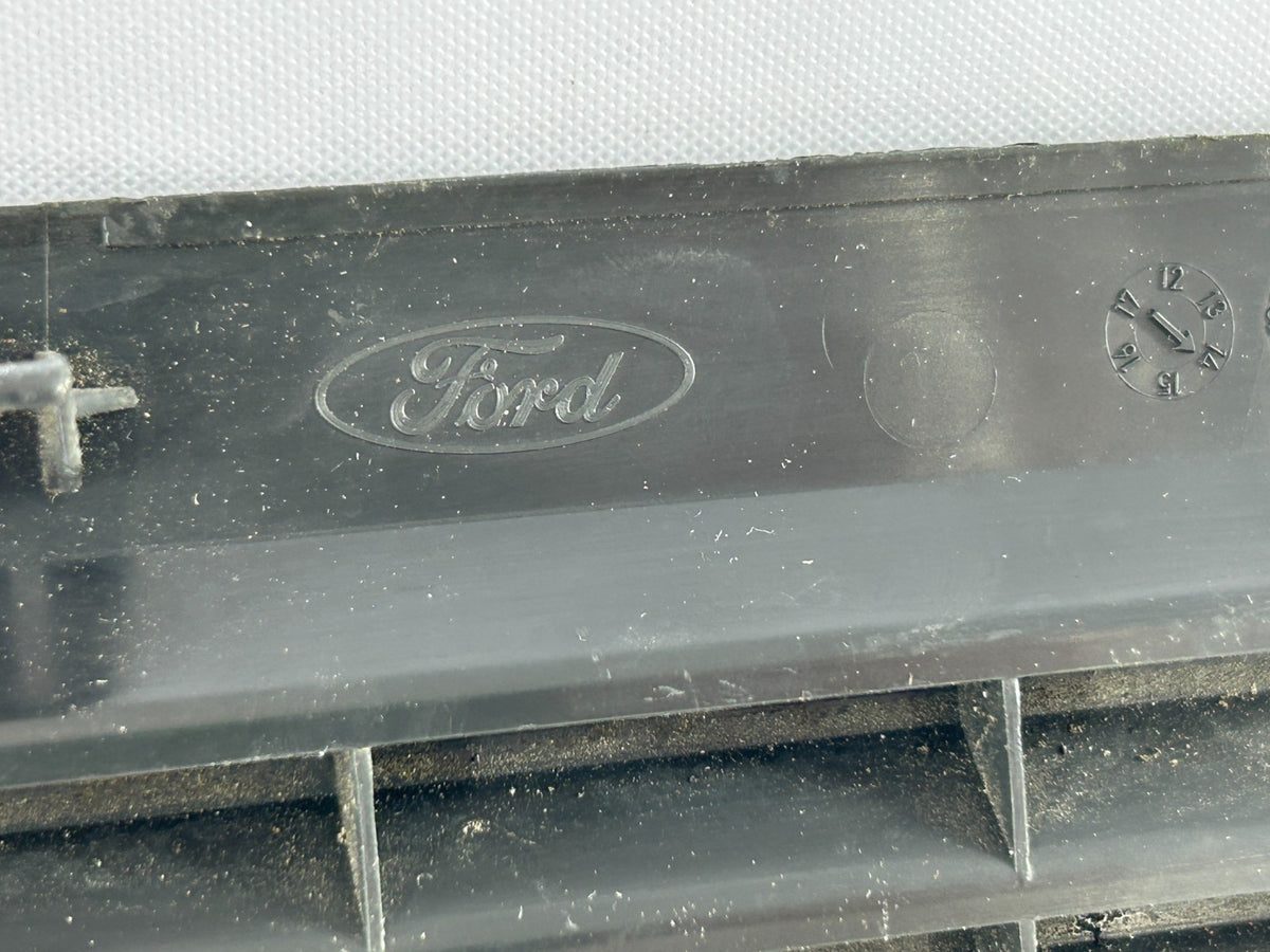 14-18 Ford Transit Connect Right Side Quarter Panel Vent Trim OEM DT11-K023B02-A