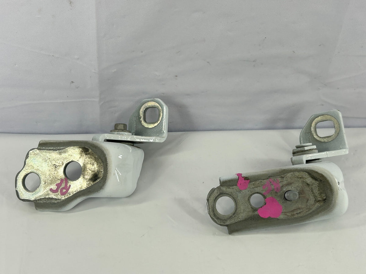 2014-2019 Ford Transit Connect Front Right Upper & Lower Door Hinge CJ5Z7822810A