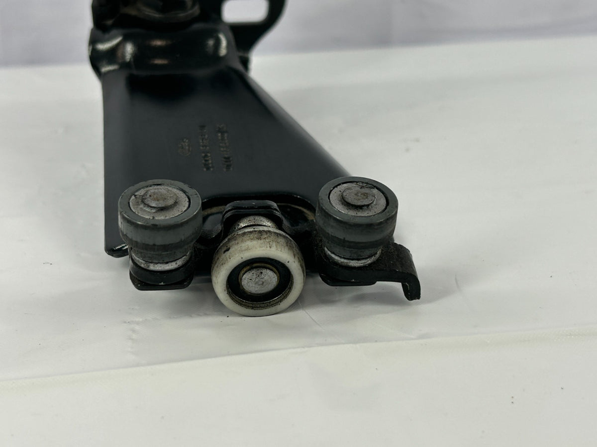 2014-2018 Ford Transit Connect Rear RH Door Center Sliding Roller DT11-V26800-AK