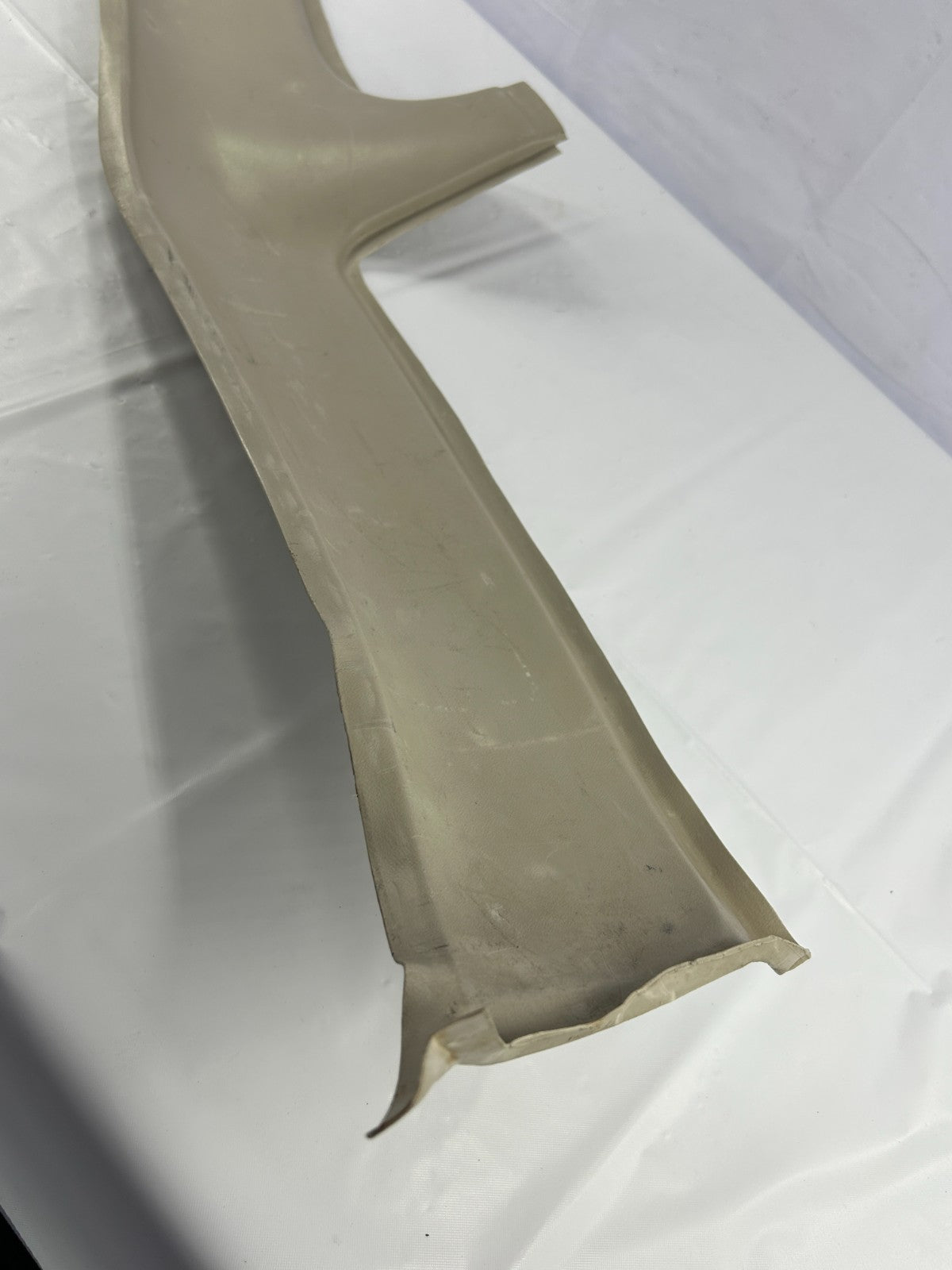 1981-1990 Toyota Land Cruiser Rear Left D Pillar Trim Cover Beige OEM 6247290A00