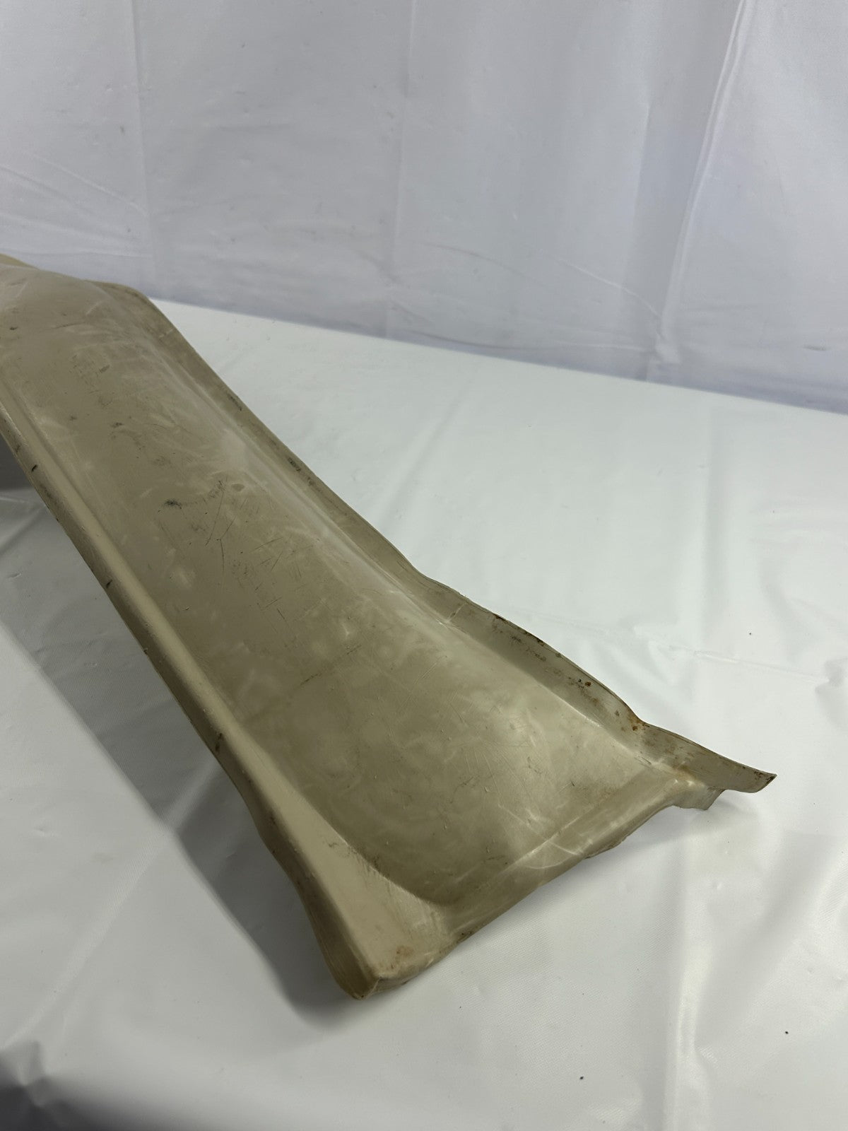 1981-1990 Toyota Land Cruiser Rear Left D Pillar Trim Cover Beige OEM 6247290A00