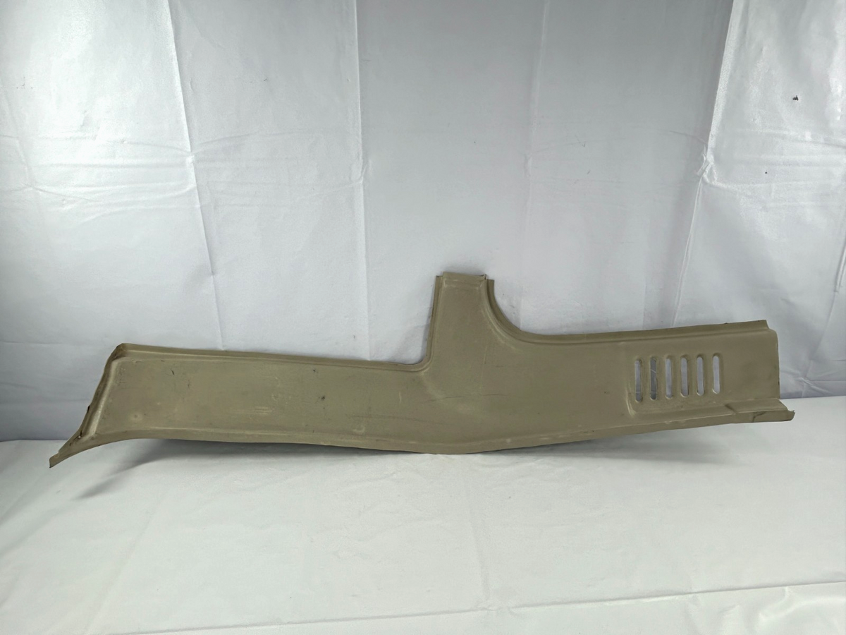 81-90 Toyota Land Cruiser Rear Right D Pillar Trim Cover Beige OEM 62471-90A00
