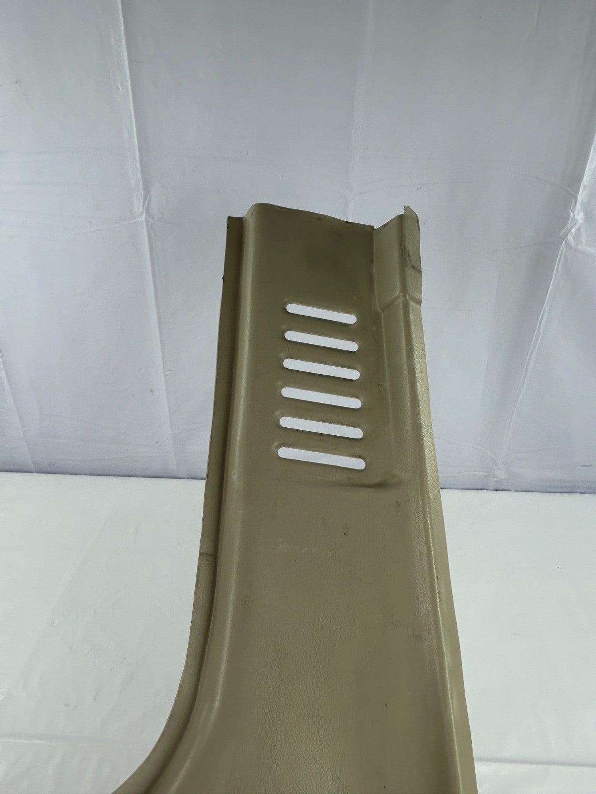 81-90 Toyota Land Cruiser Rear Right D Pillar Trim Cover Beige OEM 62471-90A00