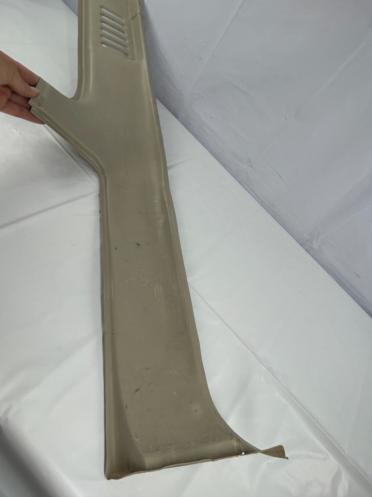 81-90 Toyota Land Cruiser Rear Right D Pillar Trim Cover Beige OEM 62471-90A00
