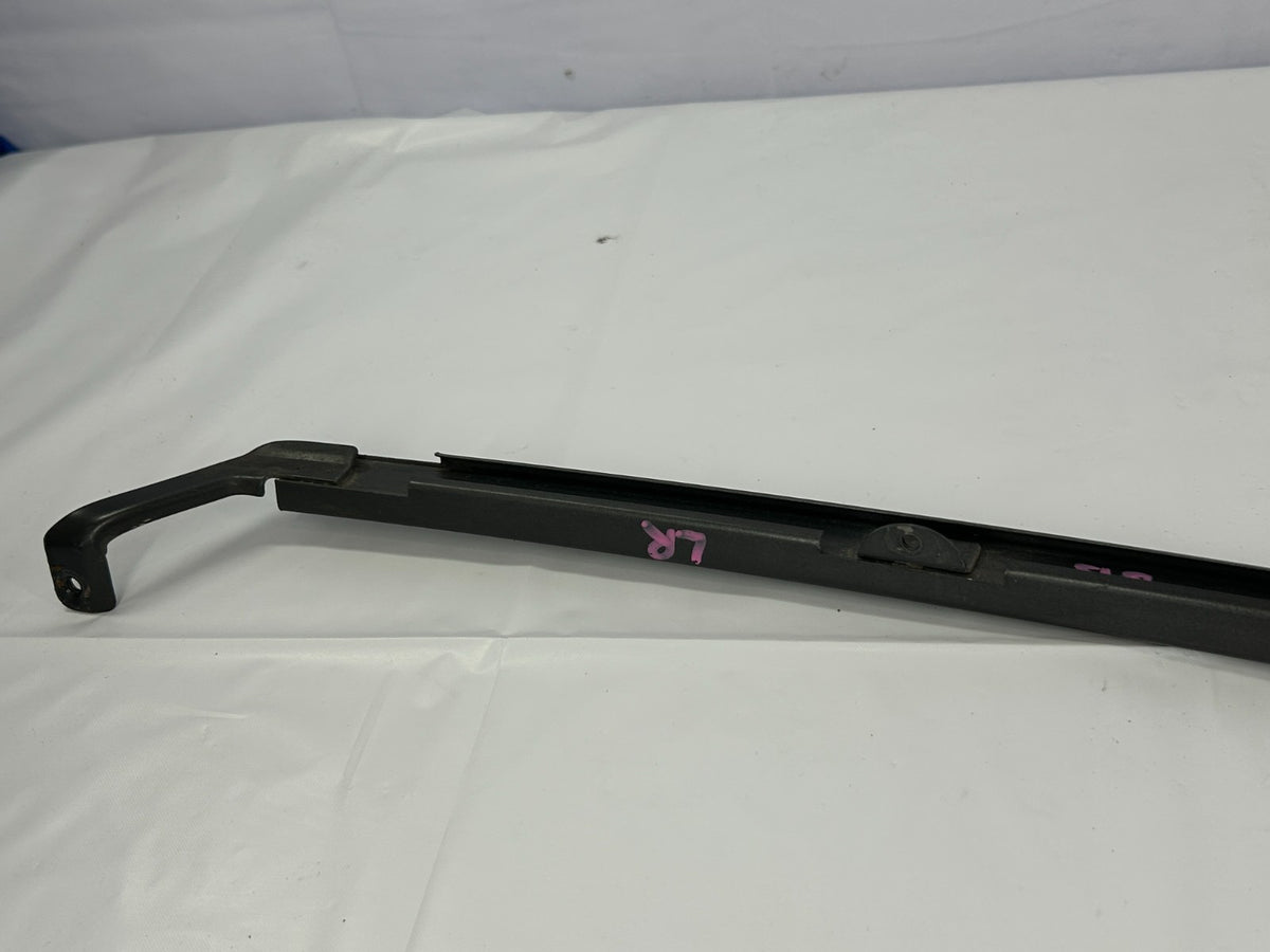1989 Toyota Land Cruiser Rear Left Driver Side Door Window Division Bar OEM