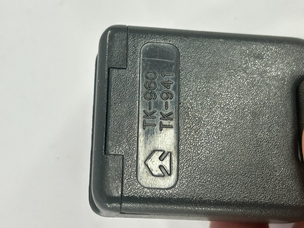 1988-1990 Toyota Land Cruiser Rear Left Side Seat Belt Buckle OEM 73380-90A20-03