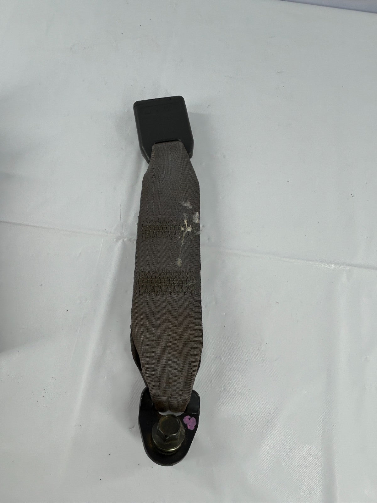 1988-1990 Toyota Land Cruiser Rear Right Seat Belt Buckle OEM 73380-90A20-06