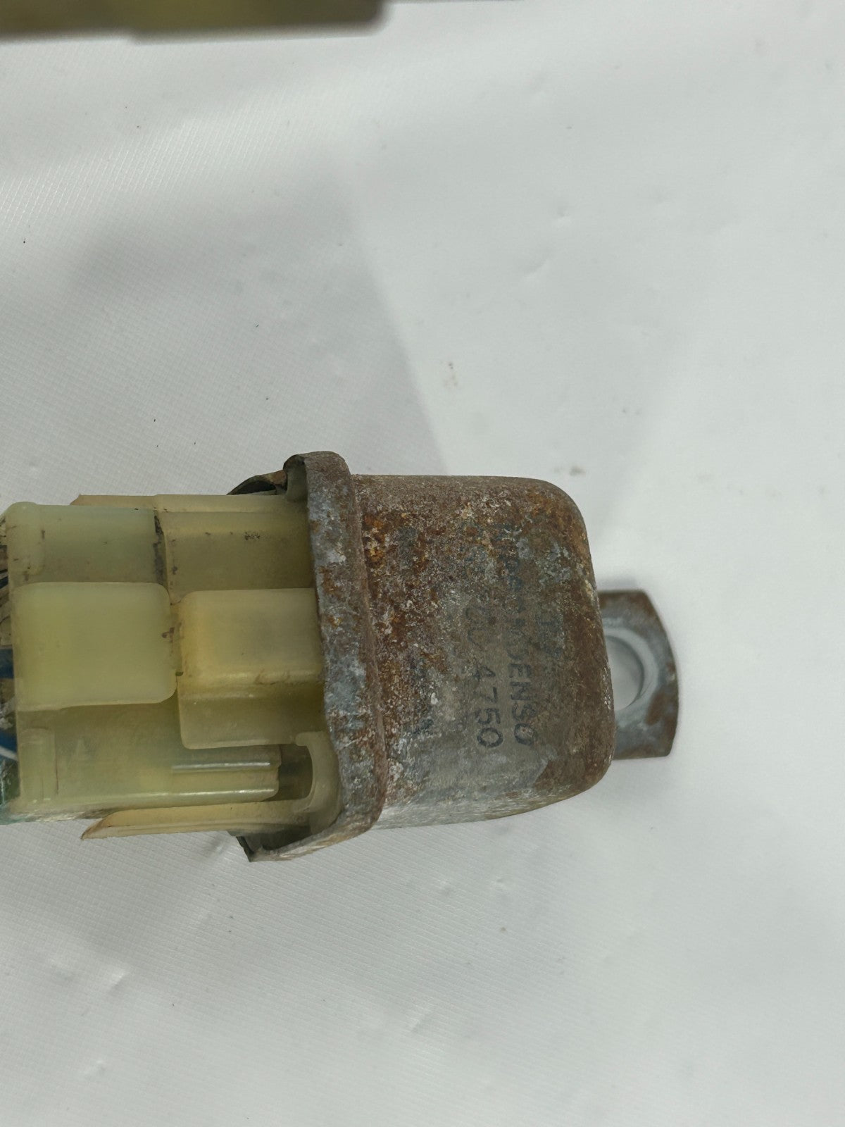 1988-1990 Toyota Land Cruiser Heater Relay Solenoid Wire Harness OEM 82291-90A02