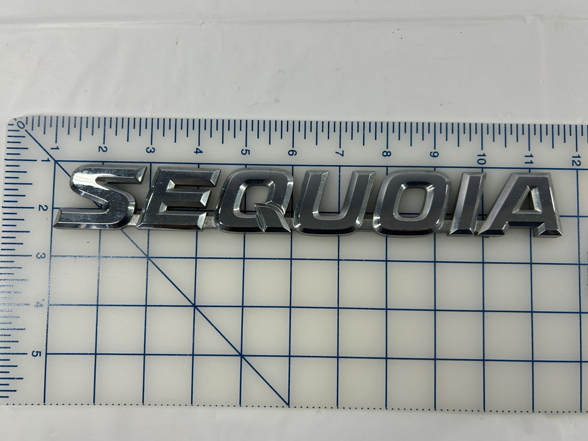 01-07 Toyota Sequoia Rear Hatch Trunk Tailgate Emblem Logo Badge OEM 75471-0C020