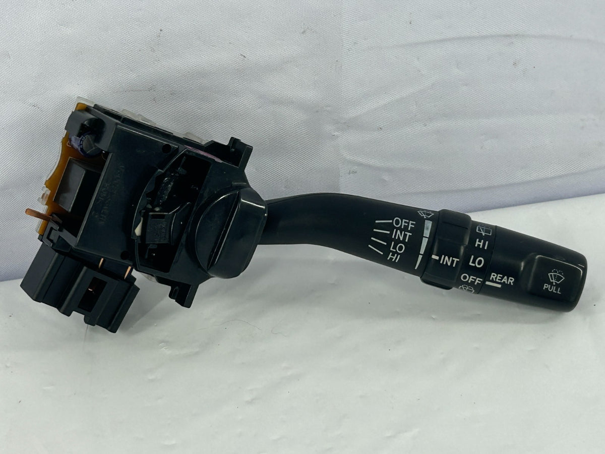 04-07 Toyota Sequoia Steering Column Windshield Wiper Switch OEM 84652-0C031