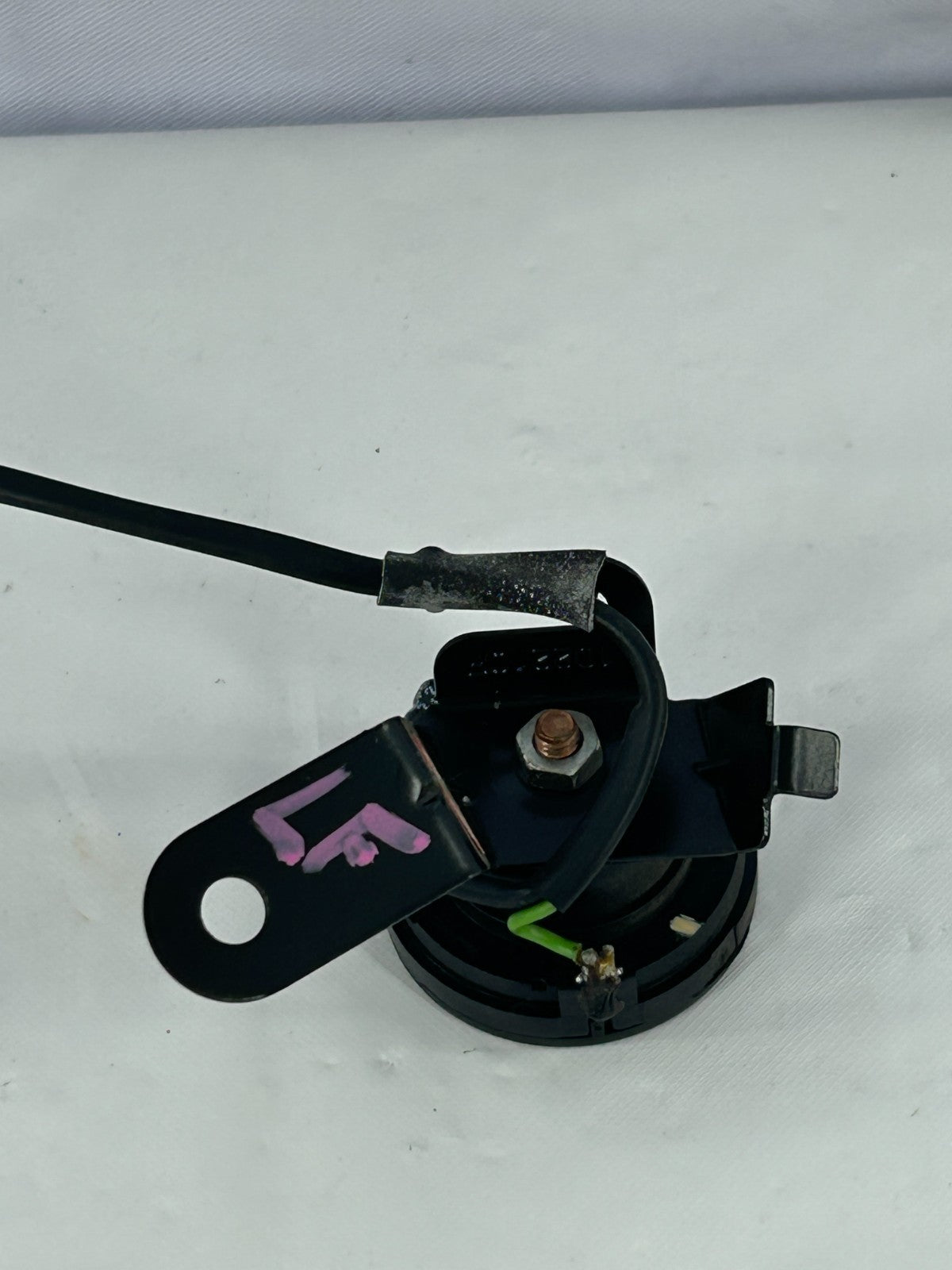 2001-2007 Toyota Sequoia Front Left Side Door Speaker Tweeter OEM 86160-AF050