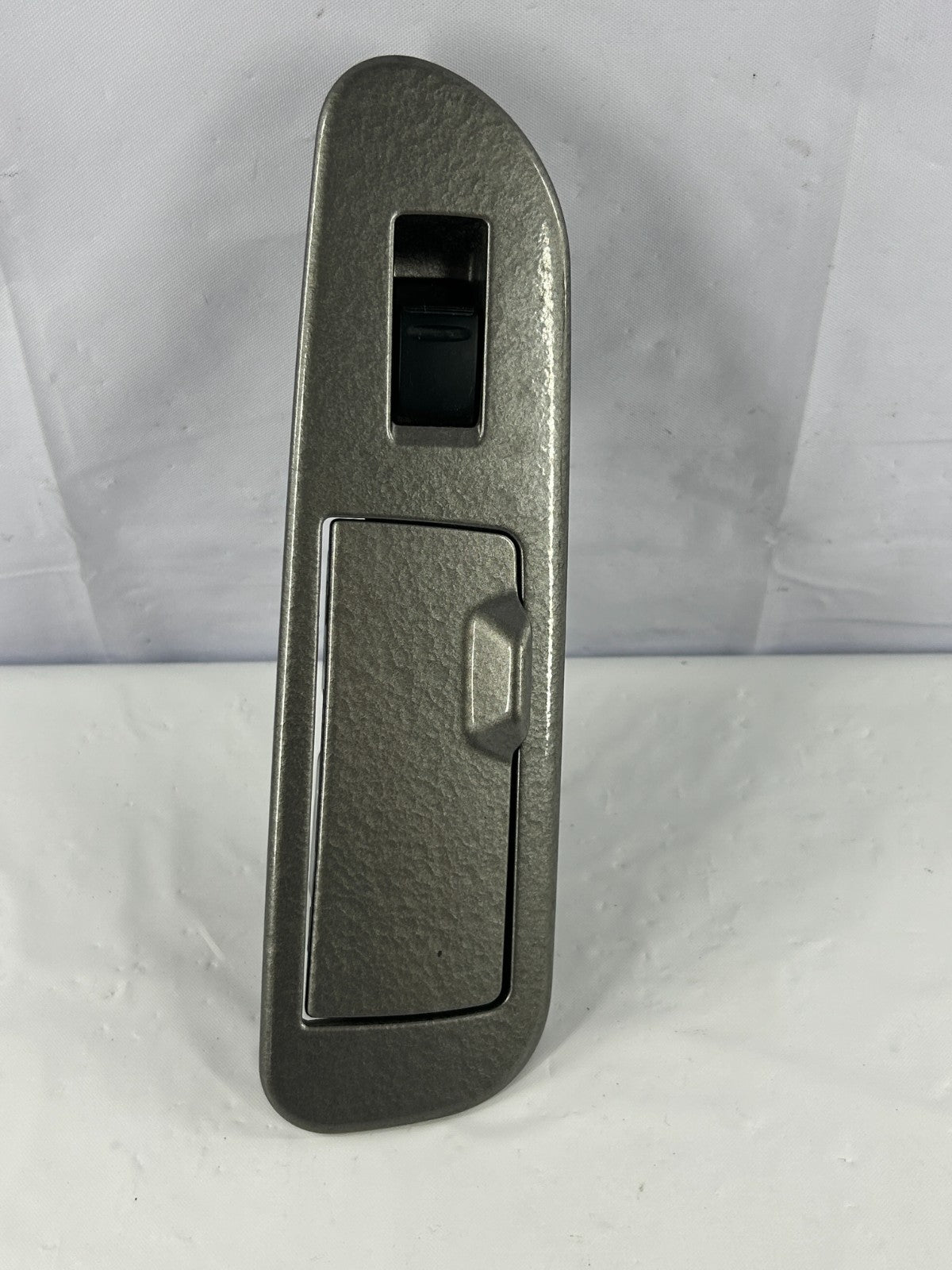 2001-2007 Toyota Sequoia Rear Left Side Window Switch W/ Bezel OEM 84030-AC030