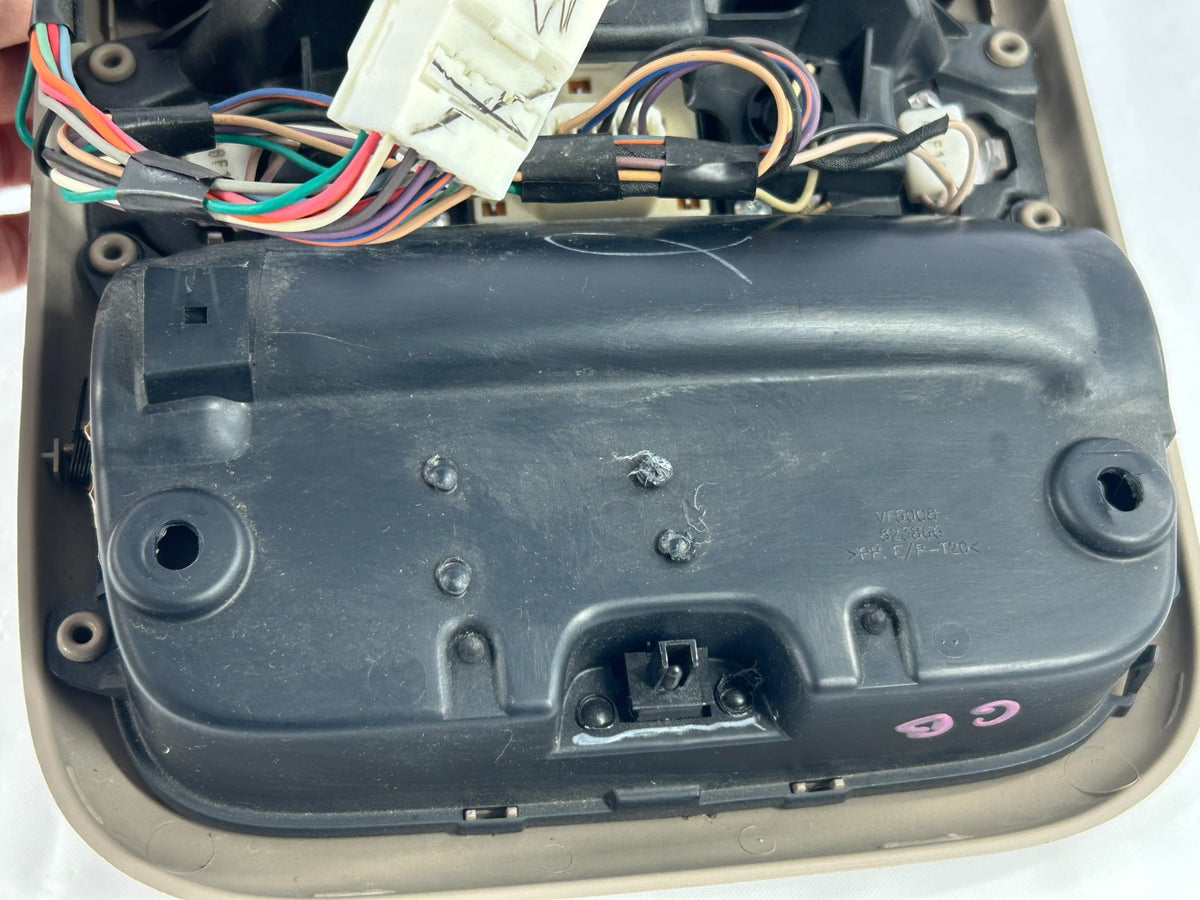 2004-2007 Toyota Sequoia Overhead Console Dome Light & Switch OEM 63650-0C130-E0