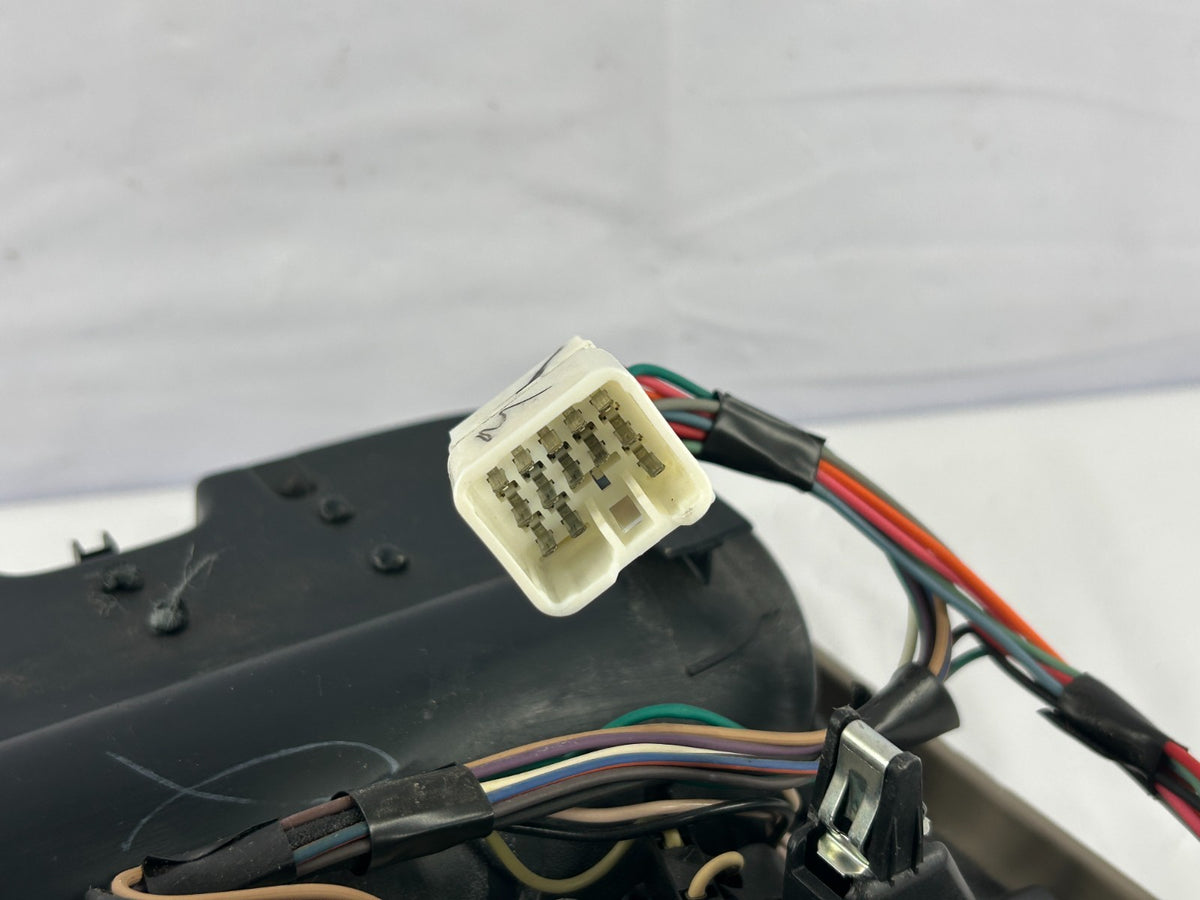 2004-2007 Toyota Sequoia Overhead Console Dome Light & Switch OEM 63650-0C130-E0