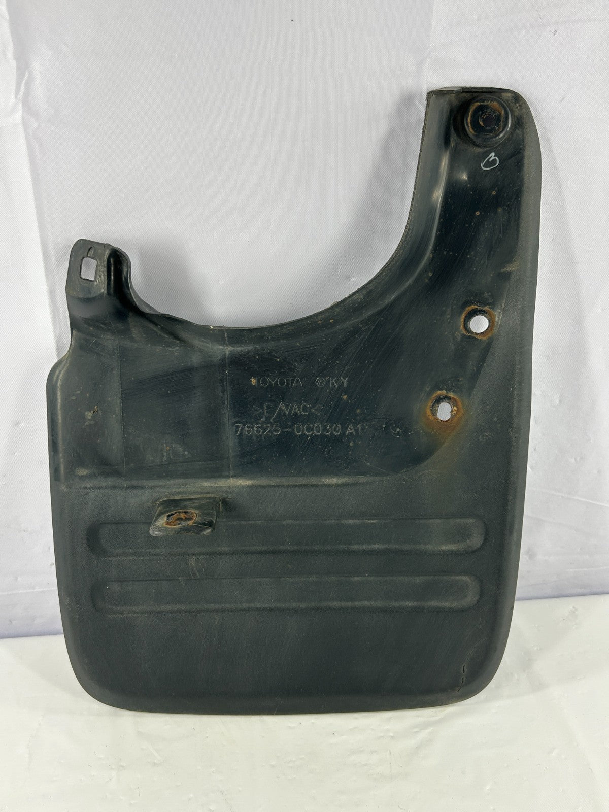 2001-2007 Toyota Sequoia Rear Right Side Quarter Panel Mudguard 76625-0C030