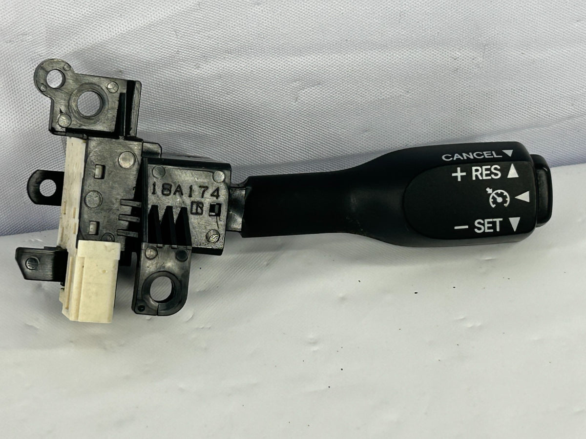 02-22 Toyota Sequoia Steering Column Cruise Control Switch Stalk OEM 84632-08021