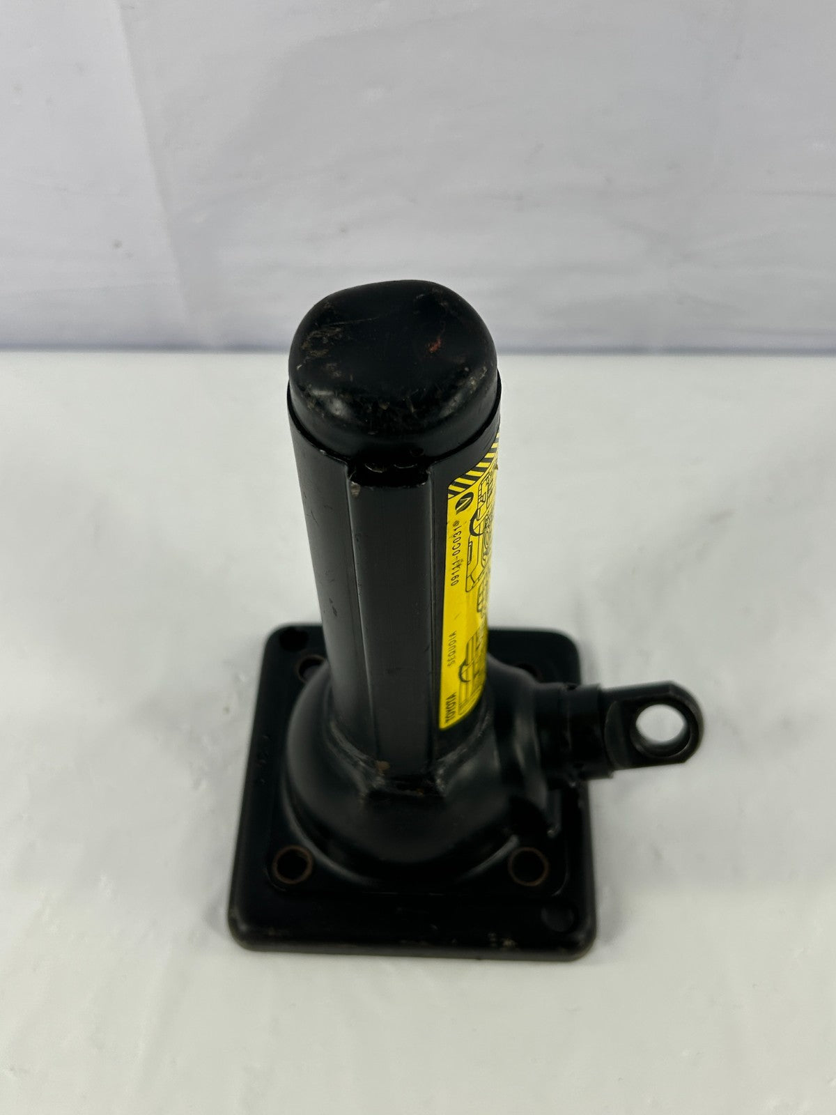 2001-2007 Toyota Sequoia Emergency Bottle Jack Tool OEM 09111-0C031