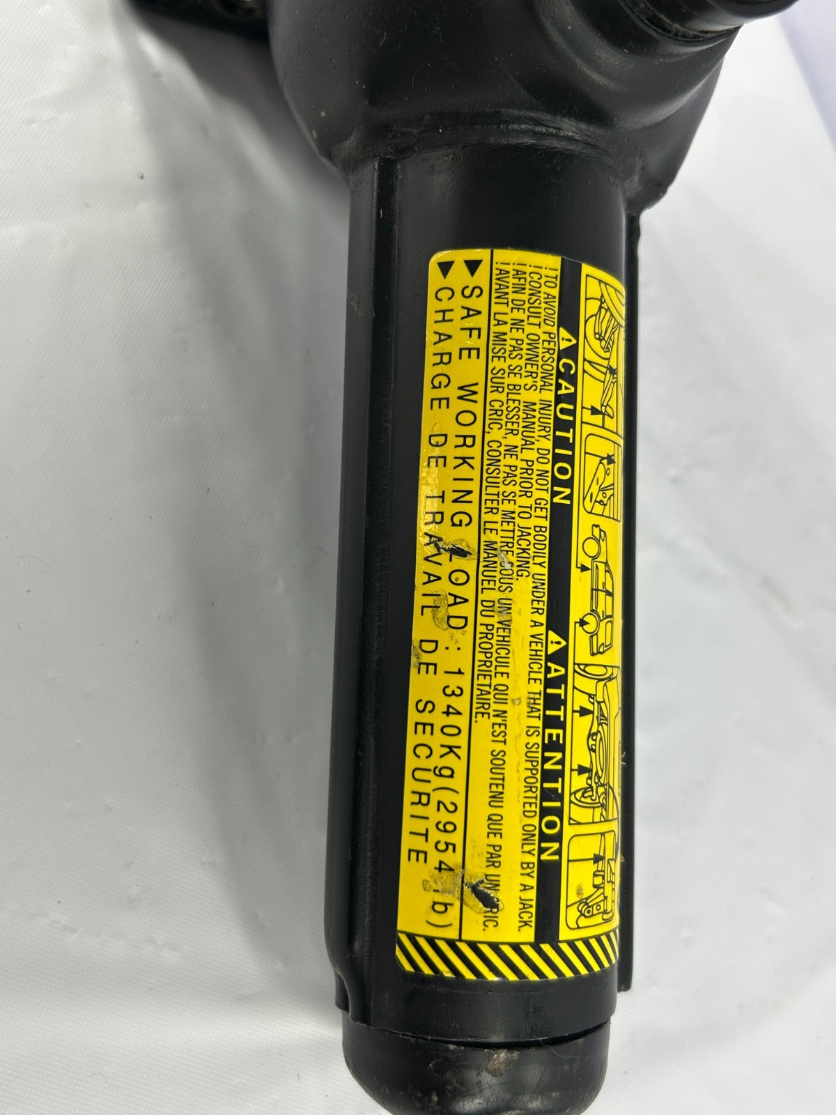2001-2007 Toyota Sequoia Emergency Bottle Jack Tool OEM 09111-0C031