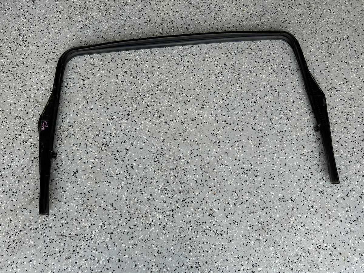2001-2007 Toyota Sequoia Rear Liftgate Glass Run Channel Seal OEM 68275-0C010