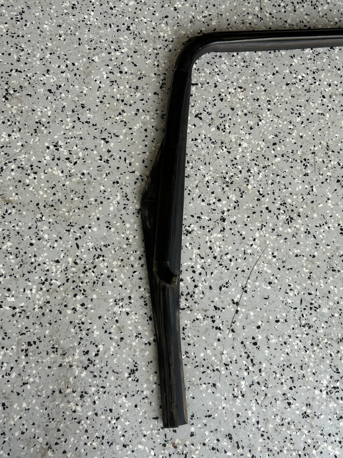 2001-2007 Toyota Sequoia Rear Liftgate Glass Run Channel Seal OEM 68275-0C010