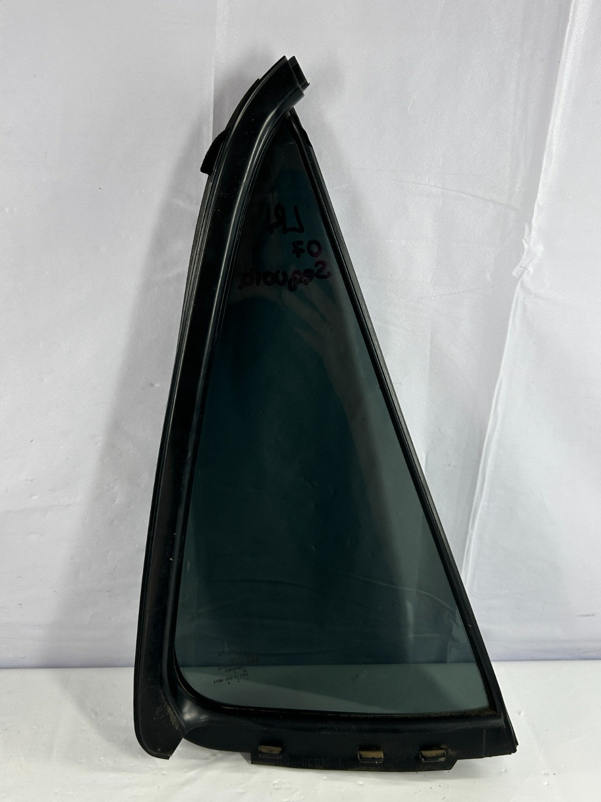01-07 Toyota Sequoia Rear Left Door Quarter Window Vent Glass OEM 68124-0C020