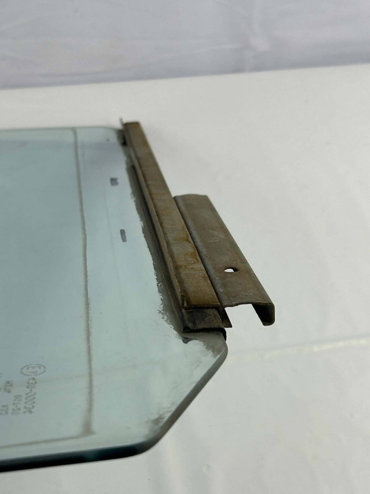1981-1990 Toyota Land Cruiser Rear Right Passenger Window Glass OEM 68113-90A01