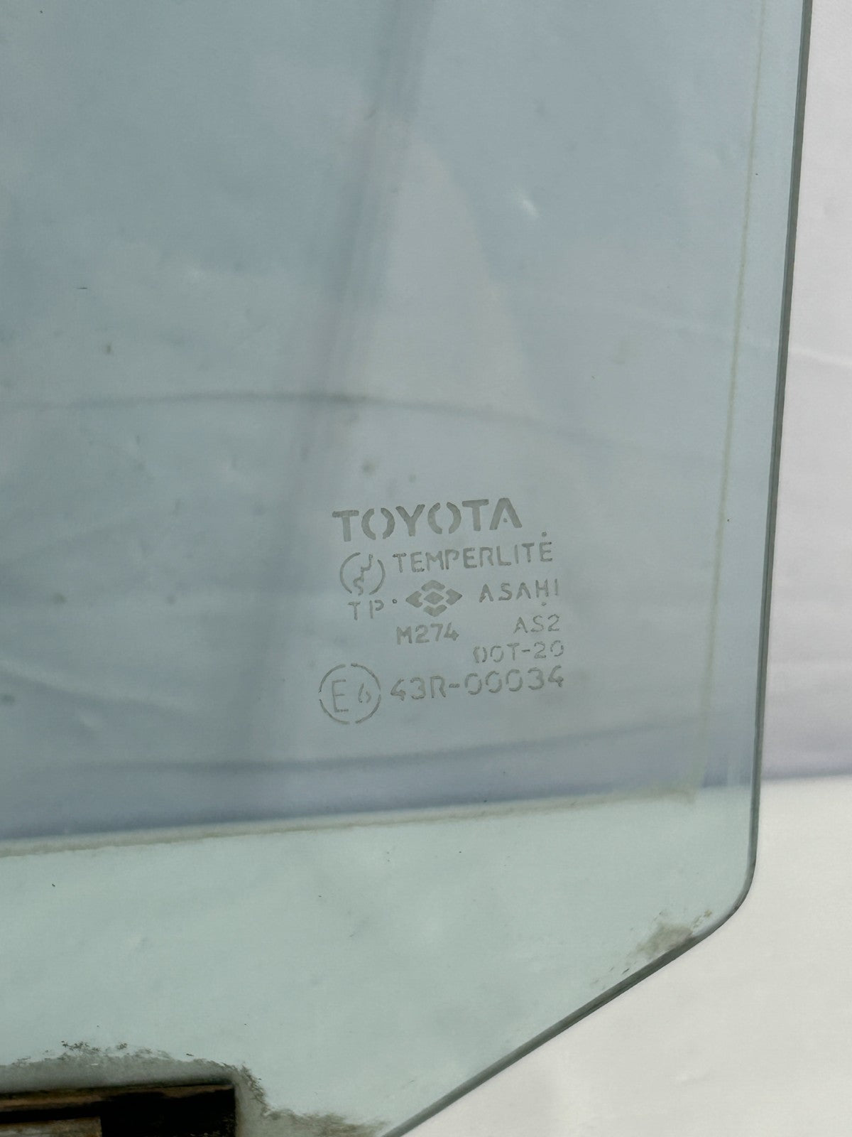 1981-1990 Toyota Land Cruiser Rear Right Passenger Window Glass OEM 68113-90A01