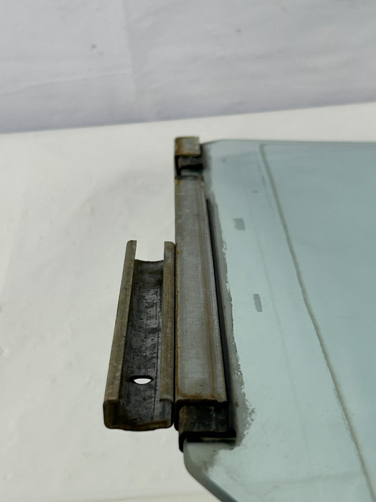 1981-1990 Toyota Land Cruiser Rear Right Passenger Window Glass OEM 68113-90A01