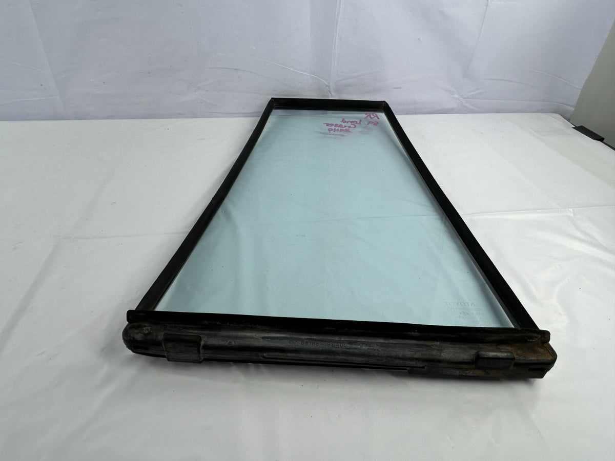 1981-1990 Toyota Land Cruiser Rear Right Side Quarter Glass OEM 68123-90A01