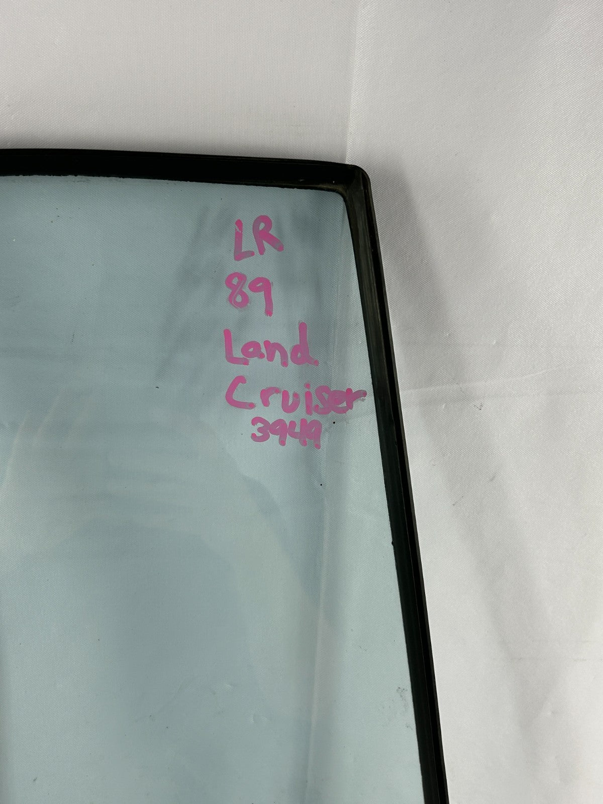 1981-1990 Toyota Land Cruiser Rear Left Side Quarter Glass OEM 68124-90A01