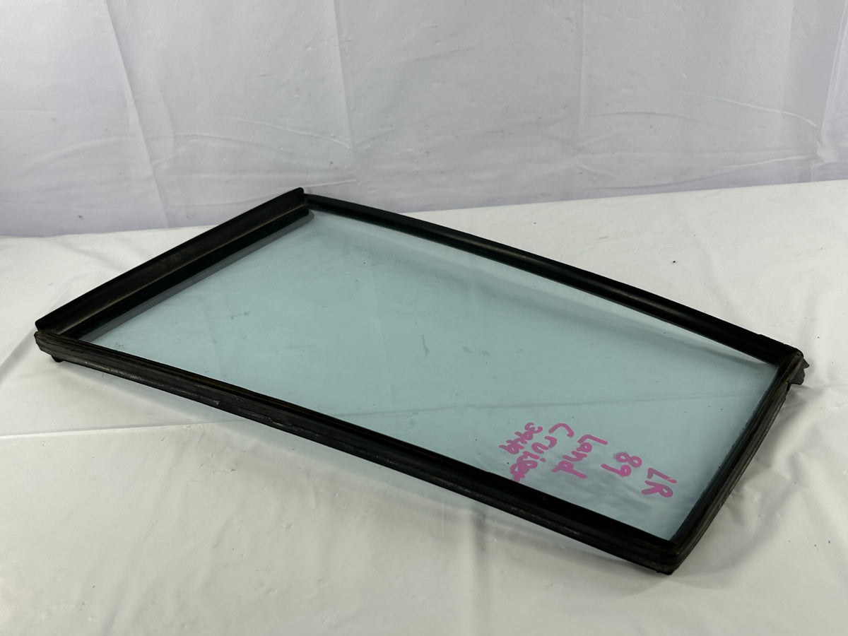 1981-1990 Toyota Land Cruiser Rear Left Side Quarter Glass OEM 68124-90A01